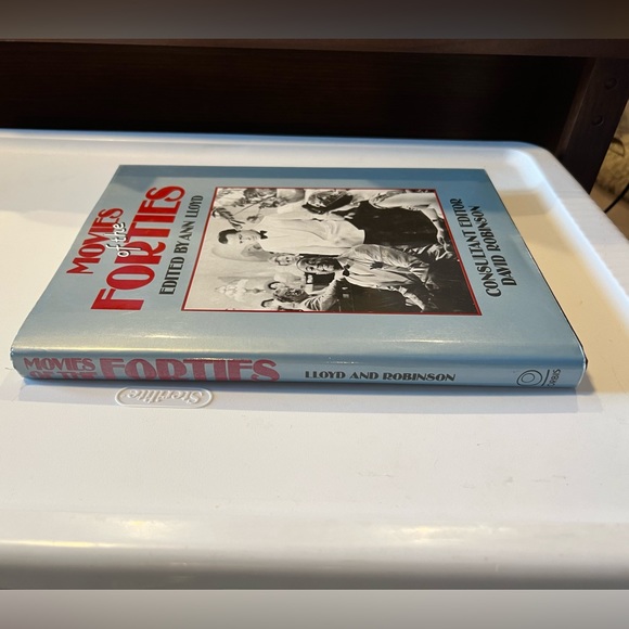 Movies of the Forties by Ann Lloyd. 1982 Hardcover. - Picture 2 of 8